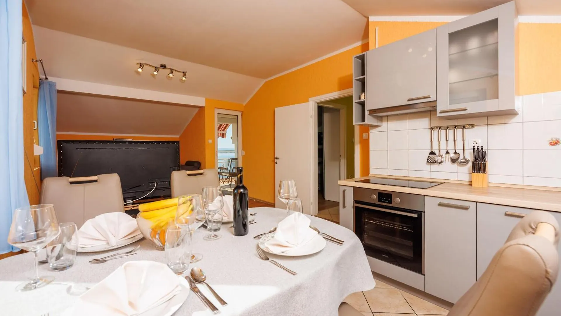 Davor Apartment Dramalj 0*,  Croatia